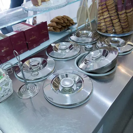 Sandro Pertini Bed & Breakfast *